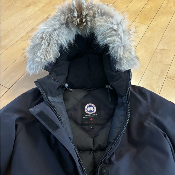 Canada Goose Victoria Parka - Picture 2 of 3